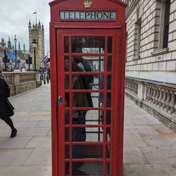 Called the bank to ask my money had gained so much weight, apparently I had 200 pounds