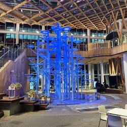 Kunst Installation mit Wasser