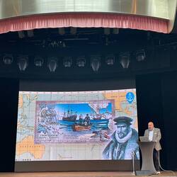 der Vortrag im Theater