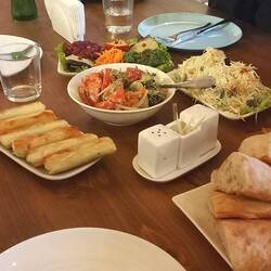 Jonjoli e involtini di formaggio