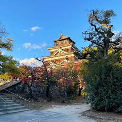 A view of Hiroschima castle (which has been completely rebuild after 1945)