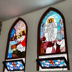klappbare Kirchenfenster