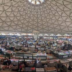 Inside the Chorsu Bazar