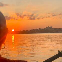 Flores im Sonnenuntergang