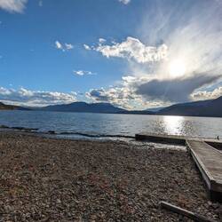 Shuswap Lake auf dem Weg zum Wasserfall