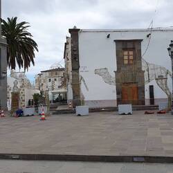 Weitere Deko wird gerade aufgebaut