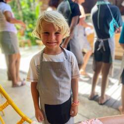 Heute ist noch Backkurs für die Kids