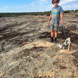 We did the 'Christmas Rock trail'. A big rock that used to be surrounded by Christmas bushes 😁
