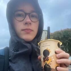 Hot bubble tea in cold weather ♥️