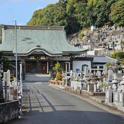 Japanischer Friedhof