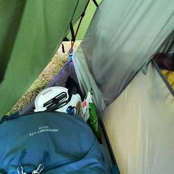 Auf dem Topf lagerte über Nacht Käse...