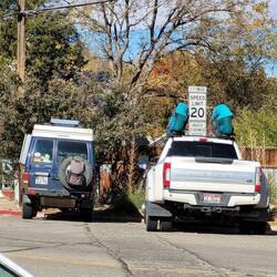 Grobi ist in den USA ein zierliches Auto.