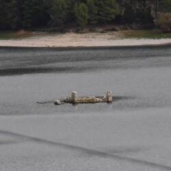 sizilianer sind auch nur Italiener, daher werden hier auch einfach Dörfer in Stauseen versenkt