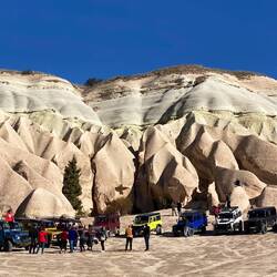 4WD group tour in Rose Valley.