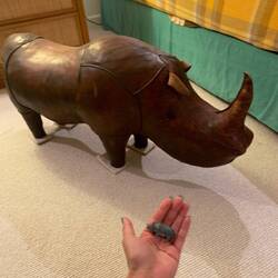 I picked this figure up on the street in Bondi Beach - couldnt believe it when we saw our room