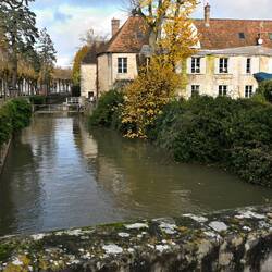 Nemours