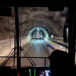 Wrap-Tunnel mit Überlichtgeschwindigkeit in das Paralleluniversum Milford Sound (nächster Post)