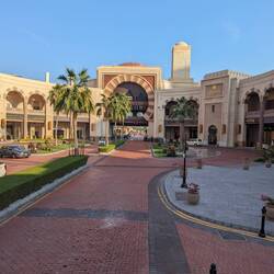 All the fancy cars, right this way!