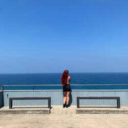 Next to the hexagon house in Palm Beach 😍