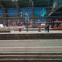 Hauptbahnhof Köln, 8 Uhr!