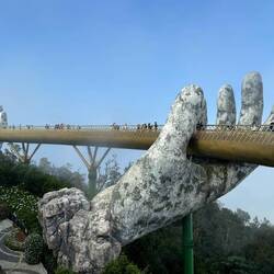 Golden Bridge Ba Na Hills