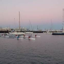 Rudertraining (jeden Abend) in der Ankerbucht