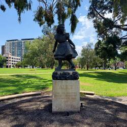 The Atlas Obscura referenced statue of Alice.