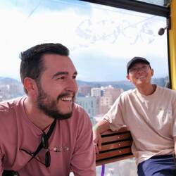 Patrick und Jason beim Cable Car genießen