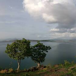 ...and on Sumbawa onto uncountable beautiful bays from small to huge.