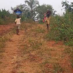 Retour de la douche pour les enfants