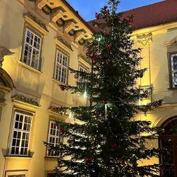 Einer der Innenhöfe des Rathauses