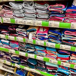 Im Shop .... gut sortiert