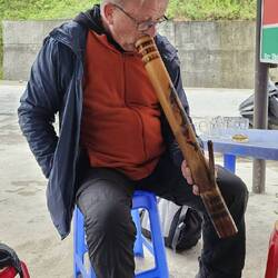 Bong und vietnamesischer Tabak...