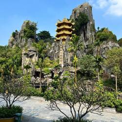 Trotz ihrer Künstlichkeit ist die angelegte Landschaft nicht viel weniger beeindruckend