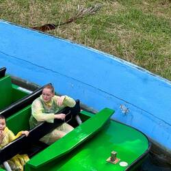 Wir werden im Wasserpark ja eh gleich richtig nass 🤷🏼‍♀️