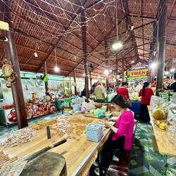 Hier werden vor allem Karamell und Kekse aus Kokusnuss hergestellt