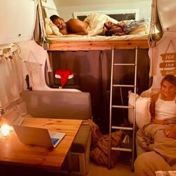 Gemütliches Weihnachtsfilmkino 📽️🎦