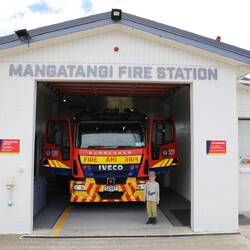 Mittagspause mit Besichtigung der Feuerwehr