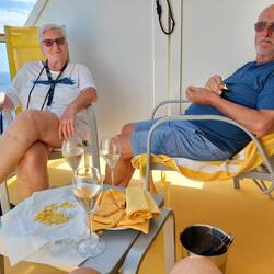 Entspannter Nachmittag auf dem Balkon