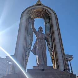 Monument to Ismail Somoni