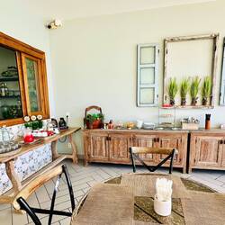 Früstück haben wir uns jetzt wirklich verdient - es gibt Waffel für Hong und Pho für mich 😃