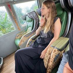 VIP Bus der uns zum Schiff bringt