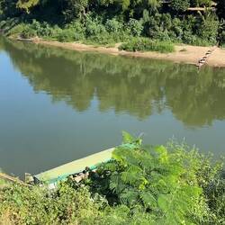 Nam Khan River, weil Wasser zu hoch für Bambusbrücke