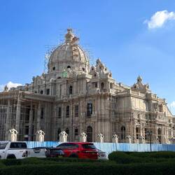 a Chinese electricity company builts a new office...