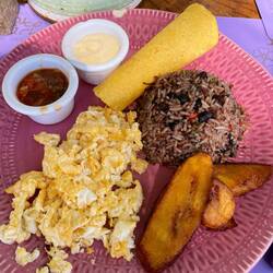 Typisches Frühstück in Costa Rica "Pinto Gallo"