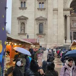 Note the chimney cakes the people in the foreground have... Yum!