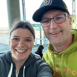 Petra kommt manchmal zum jassen.