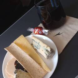 The food has been excellent - inc some pyengana cheese - my abs fave!