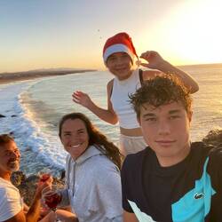 Feliz Navidad 🎅🏼⭐️🌅🌊🚐🫶🏼