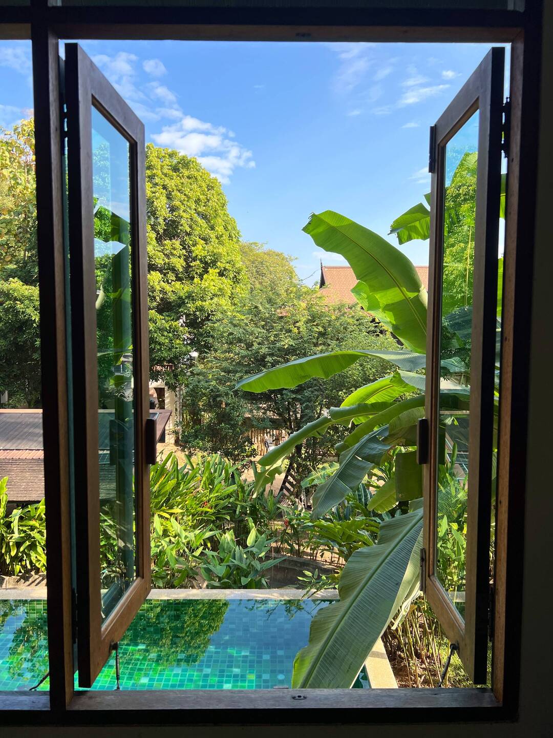 谁不想拥有这样一扇窗呢🩵